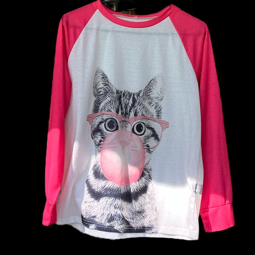 Long pink sleeve cat blowing bubblegum Shirt